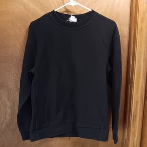 H&M Women's Black Crewneck Sweater